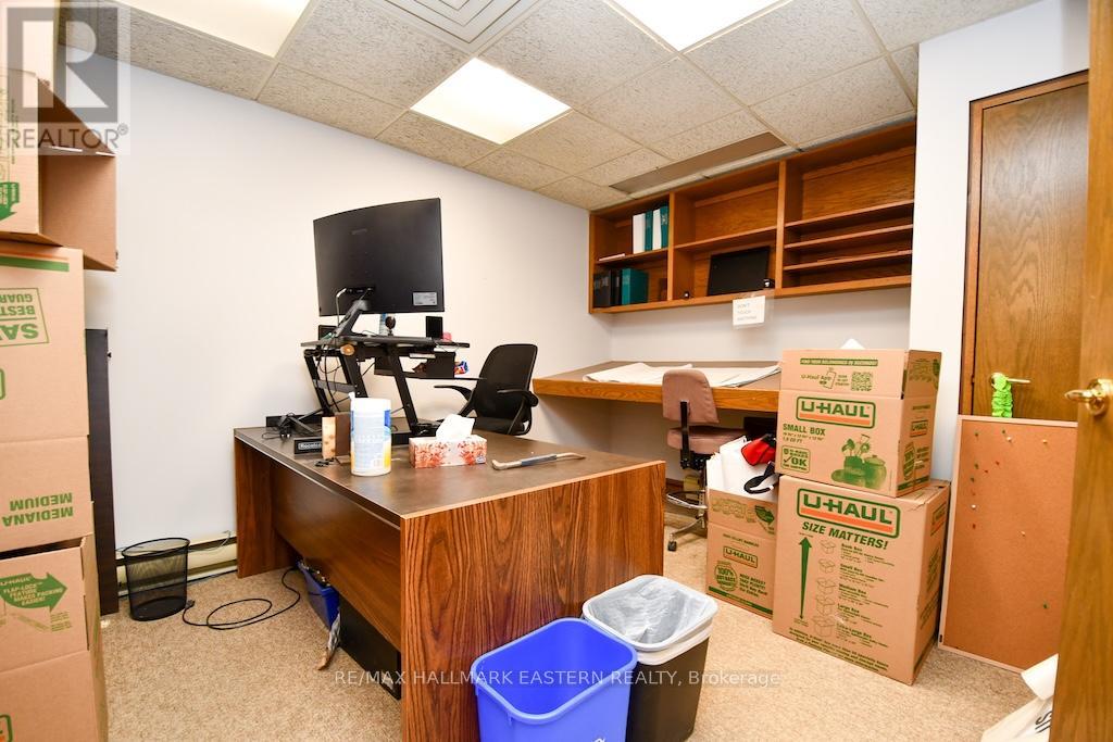 1970 Brown Line, Cavan Monaghan (Cavan-Monaghan), Ontario  K9J 6Z9 - Photo 20 - X12688728