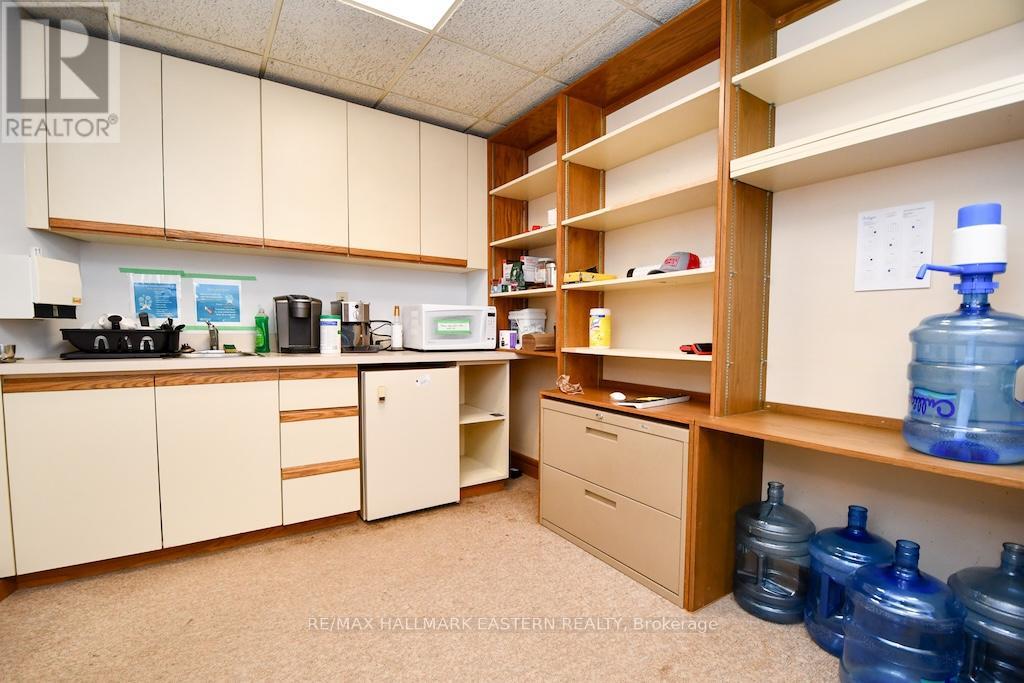 1970 Brown Line, Cavan Monaghan (Cavan-Monaghan), Ontario  K9J 6Z9 - Photo 22 - X12688728