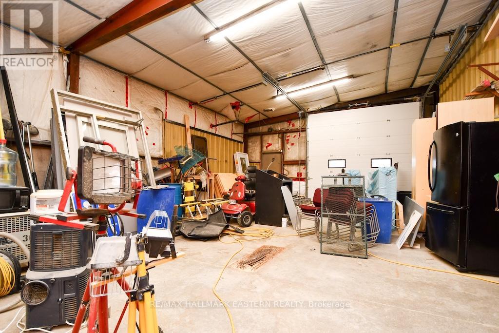 1970 Brown Line, Cavan Monaghan (Cavan-Monaghan), Ontario  K9J 6Z9 - Photo 33 - X12688728