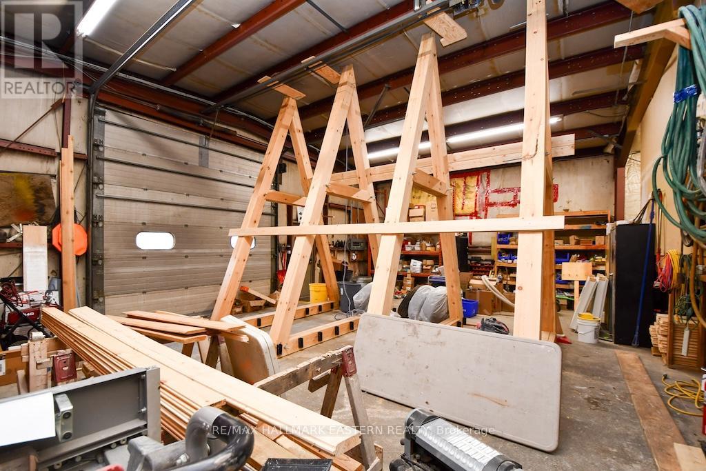 1970 Brown Line, Cavan Monaghan (Cavan-Monaghan), Ontario  K9J 6Z9 - Photo 34 - X12688728