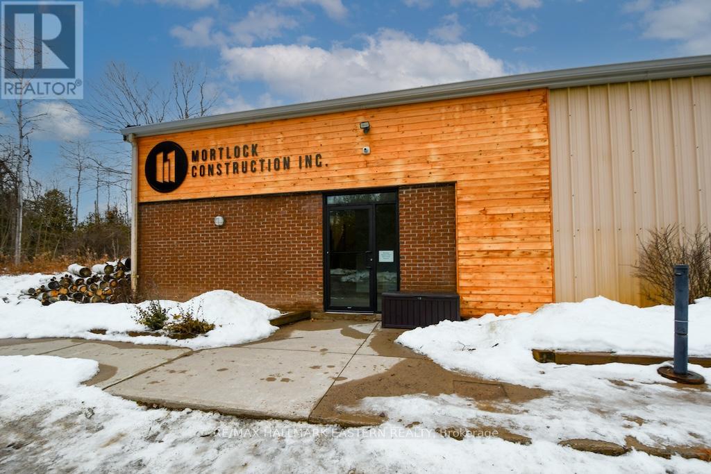 1970 Brown Line, Cavan Monaghan (Cavan-Monaghan), Ontario  K9J 6Z9 - Photo 40 - X12688728