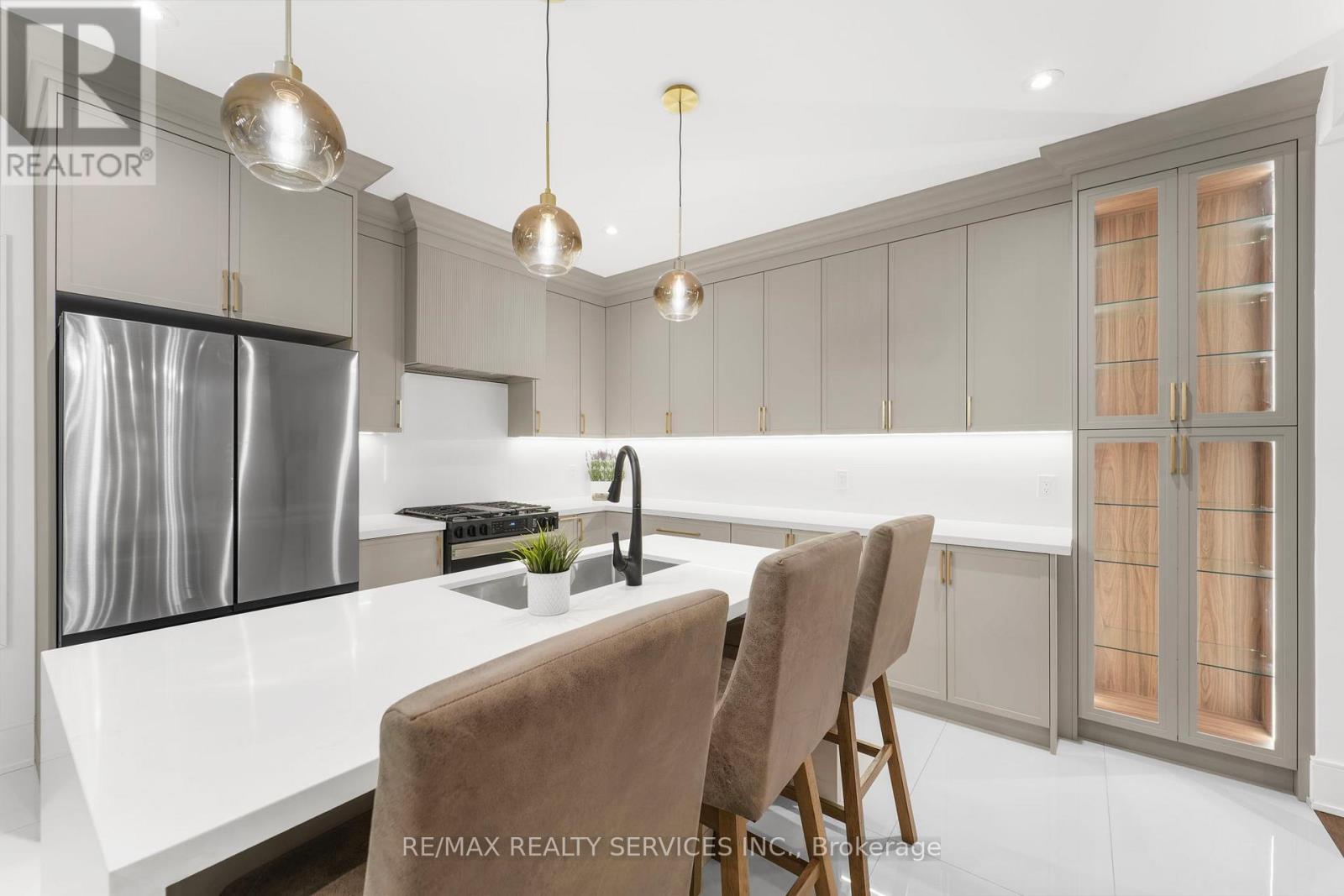 2667 Mary Nichols Road, Selwyn, Ontario  K0L 2H0 - Photo 9 - X12689144