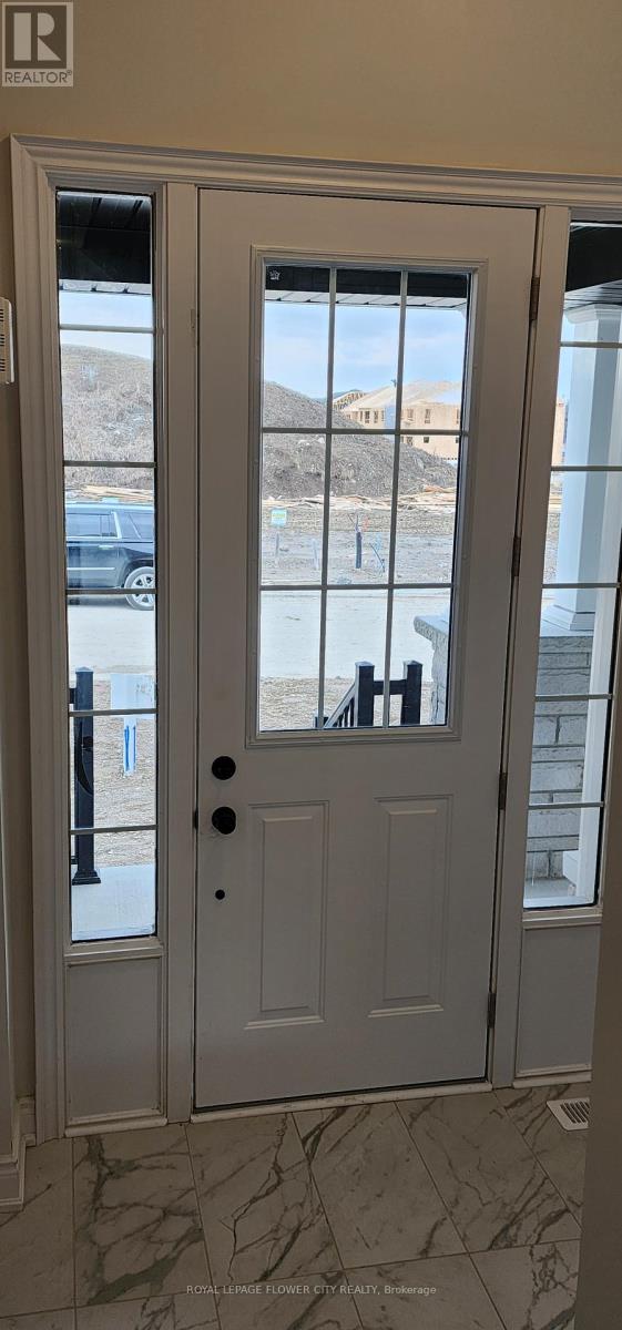 651 Pollock Grove, Peterborough (Monaghan Ward 2), Ontario  K9K 0J9 - Photo 5 - X12689676