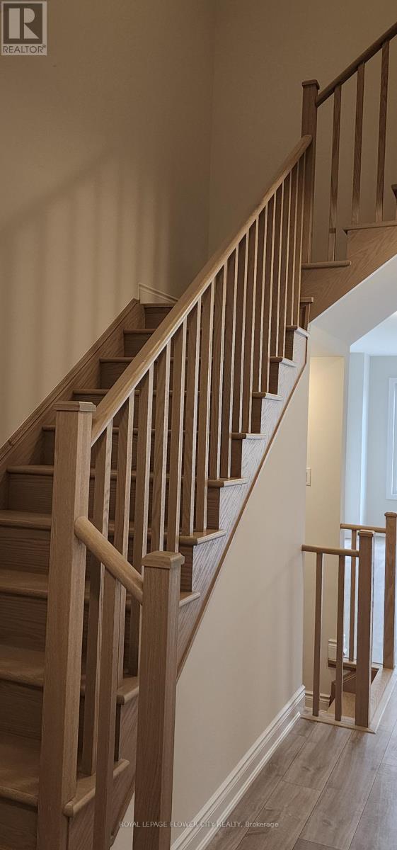 651 Pollock Grove, Peterborough (Monaghan Ward 2), Ontario  K9K 0J9 - Photo 8 - X12689676