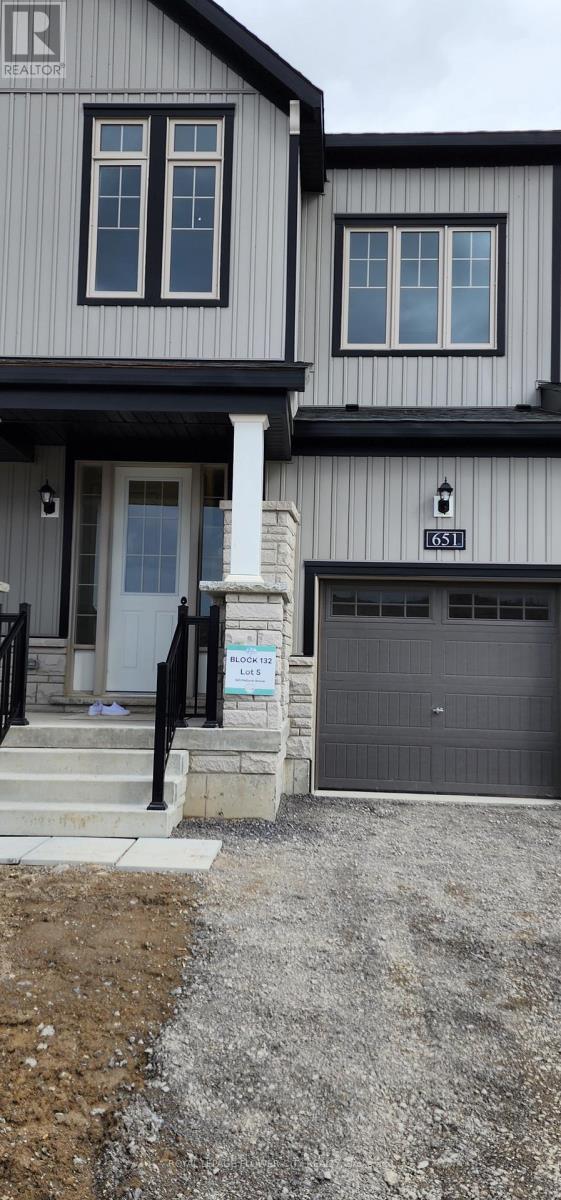 651 Pollock Grove, Peterborough (Monaghan Ward 2), Ontario  K9K 0J9 - Photo 9 - X12689676