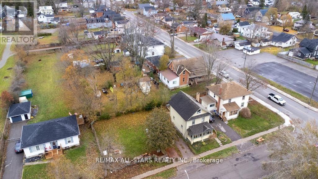 2 St. Patrick Street, Kawartha Lakes (Lindsay), Ontario  K9V 1R1 - Photo 41 - X12690986