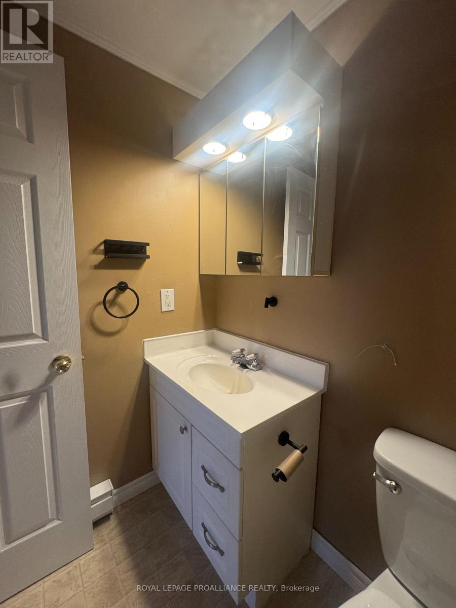 11a - 158 Cromwell Street, Trent Hills (Campbellford), Ontario  K0L 1L0 - Photo 12 - X12691244