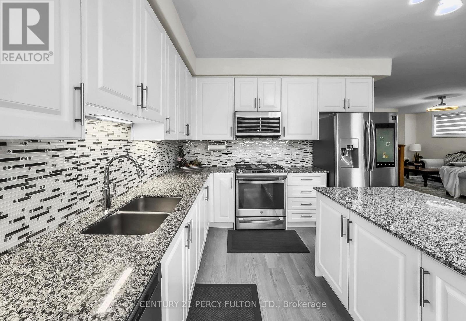 302 Cullen Trail, Peterborough (Northcrest Ward 5), Ontario  K9H 0J8 - Photo 15 - X12692024