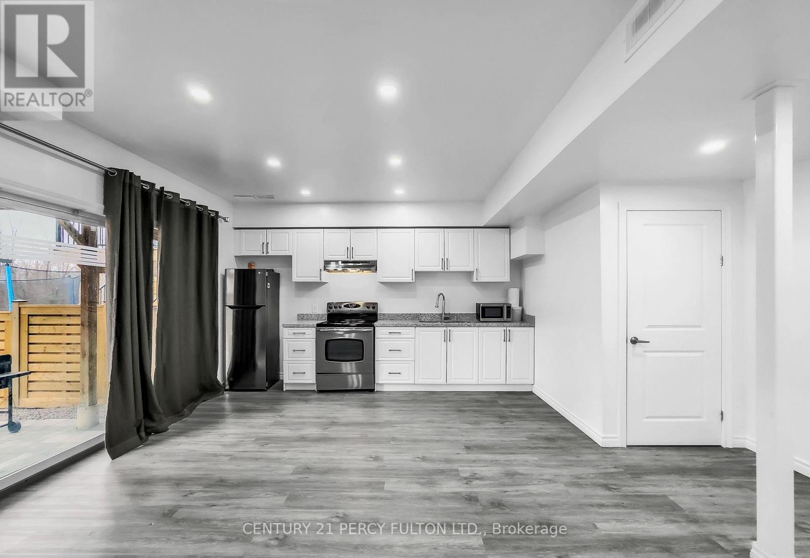 302 Cullen Trail, Peterborough (Northcrest Ward 5), Ontario  K9H 0J8 - Photo 41 - X12692024