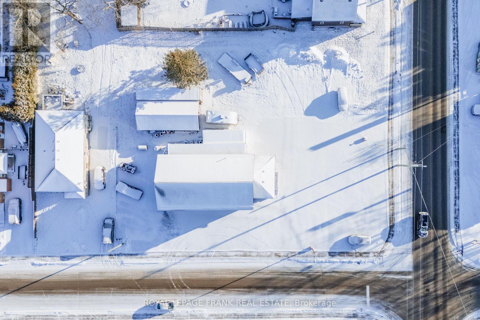 118 Queen Street N, Kawartha Lakes (Lindsay), Ontario  K9V 1G9 - Photo 10 - X12692544