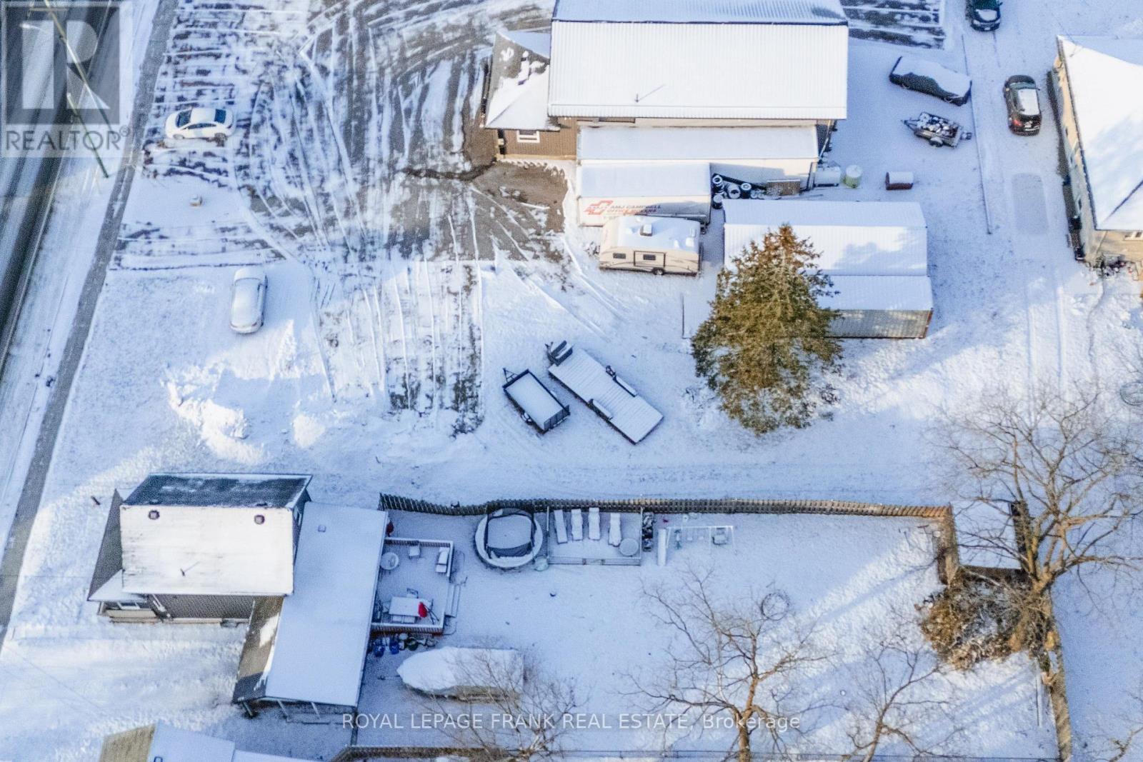 118 Queen Street N, Kawartha Lakes (Lindsay), Ontario  K9V 1G9 - Photo 20 - X12692544