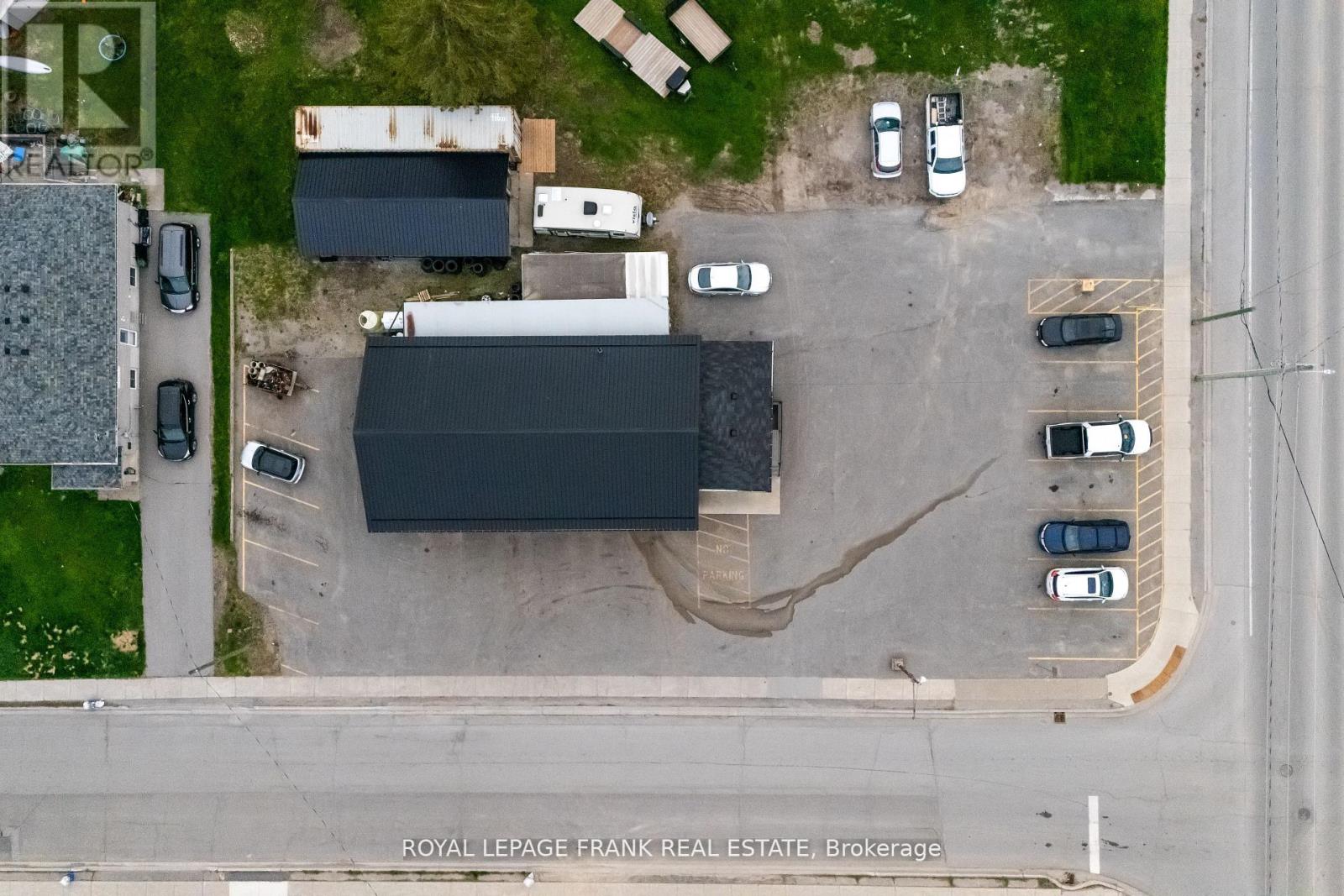 118 Queen Street N, Kawartha Lakes (Lindsay), Ontario  K9V 1G9 - Photo 24 - X12692544