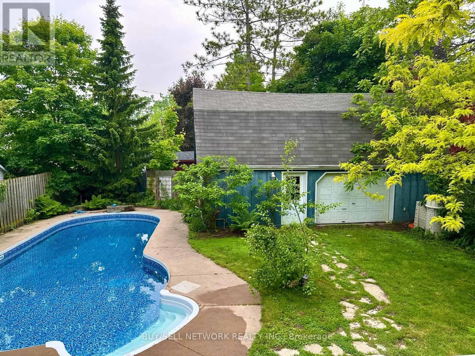 773 Aylmer Street N, Peterborough (Northcrest Ward 5), Ontario  K9H 3X7 - Photo 2 - X12692926