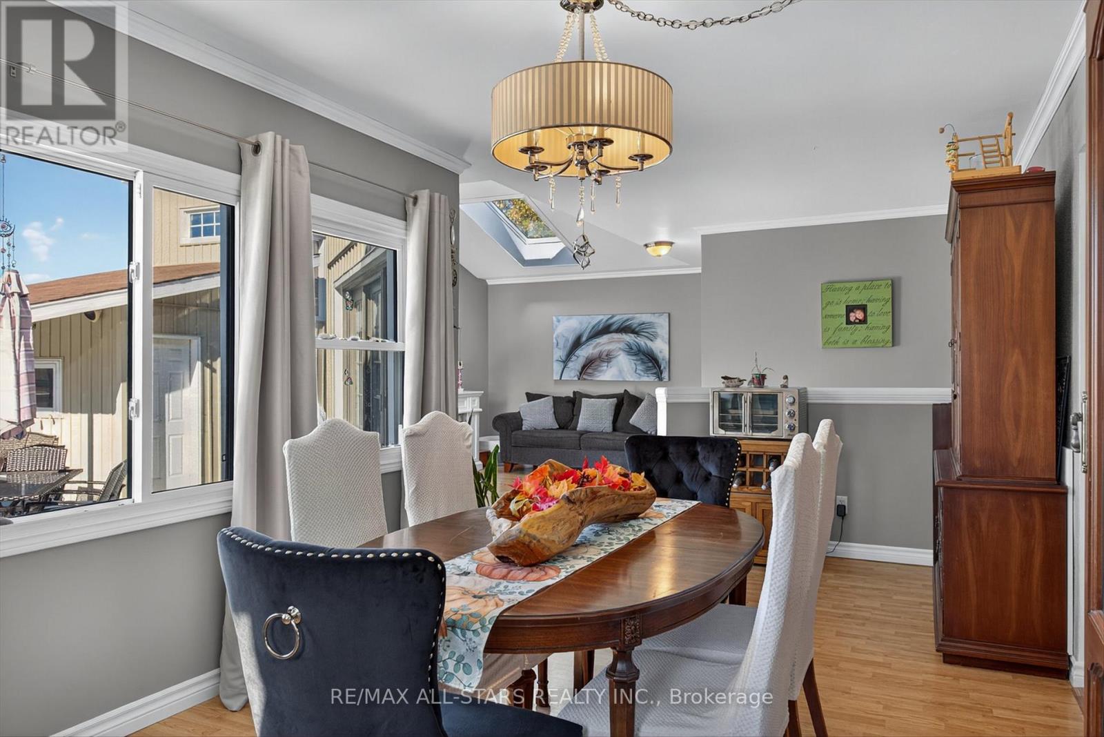 291 Angeline Street N, Kawartha Lakes (Lindsay), Ontario  K9V 0H2 - Photo 11 - X12694176