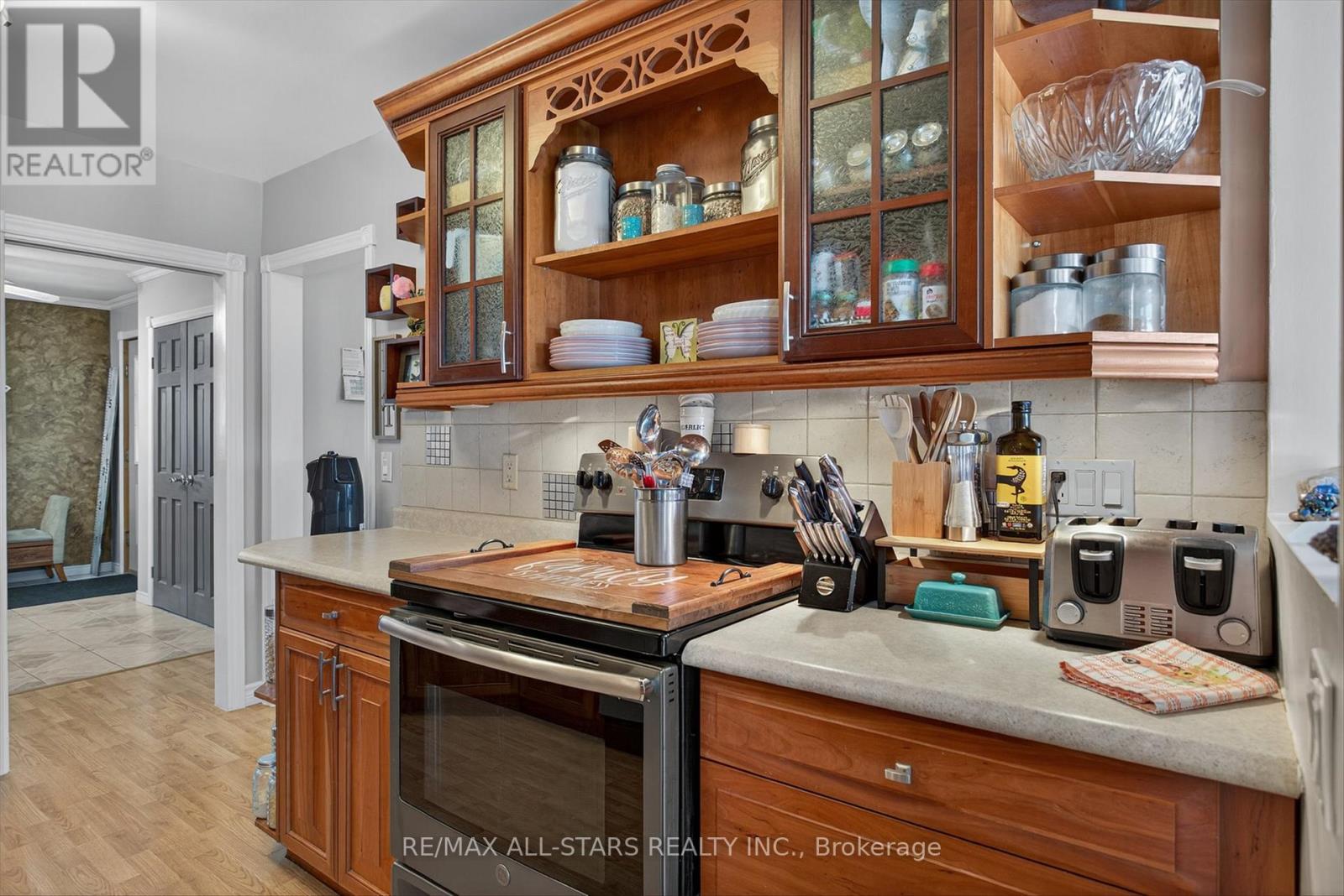 291 Angeline Street N, Kawartha Lakes (Lindsay), Ontario  K9V 0H2 - Photo 9 - X12694176