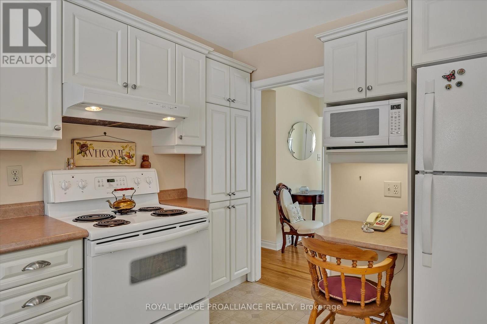 114 O'carroll Avenue, Peterborough (Northcrest Ward 5), Ontario  K9H 4V3 - Photo 17 - X12694382