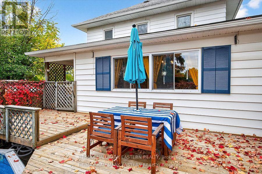 14 Alexander Avenue, Peterborough (Monaghan Ward 2), Ontario  K9J 6B4 - Photo 25 - X12694438