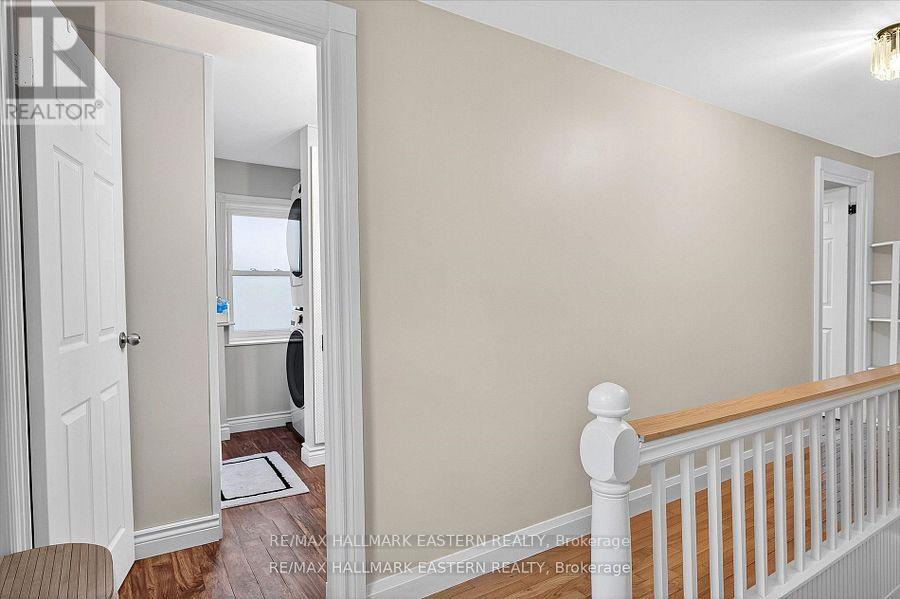 14 Alexander Avenue, Peterborough (Monaghan Ward 2), Ontario  K9J 6B4 - Photo 33 - X12694438