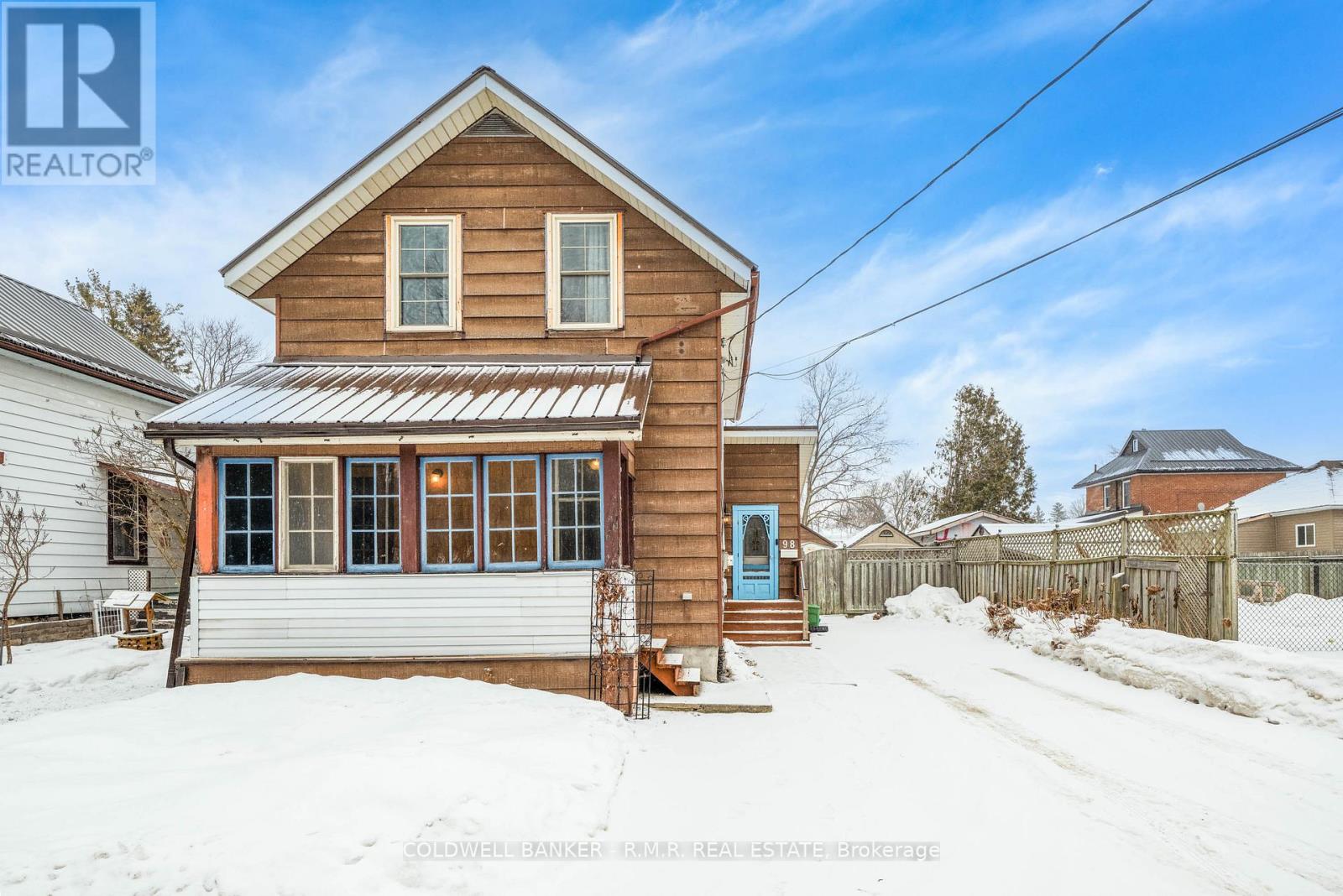 98 St Paul Street, Kawartha Lakes (Lindsay), Ontario  K9V 1S8 - Photo 2 - X12694760