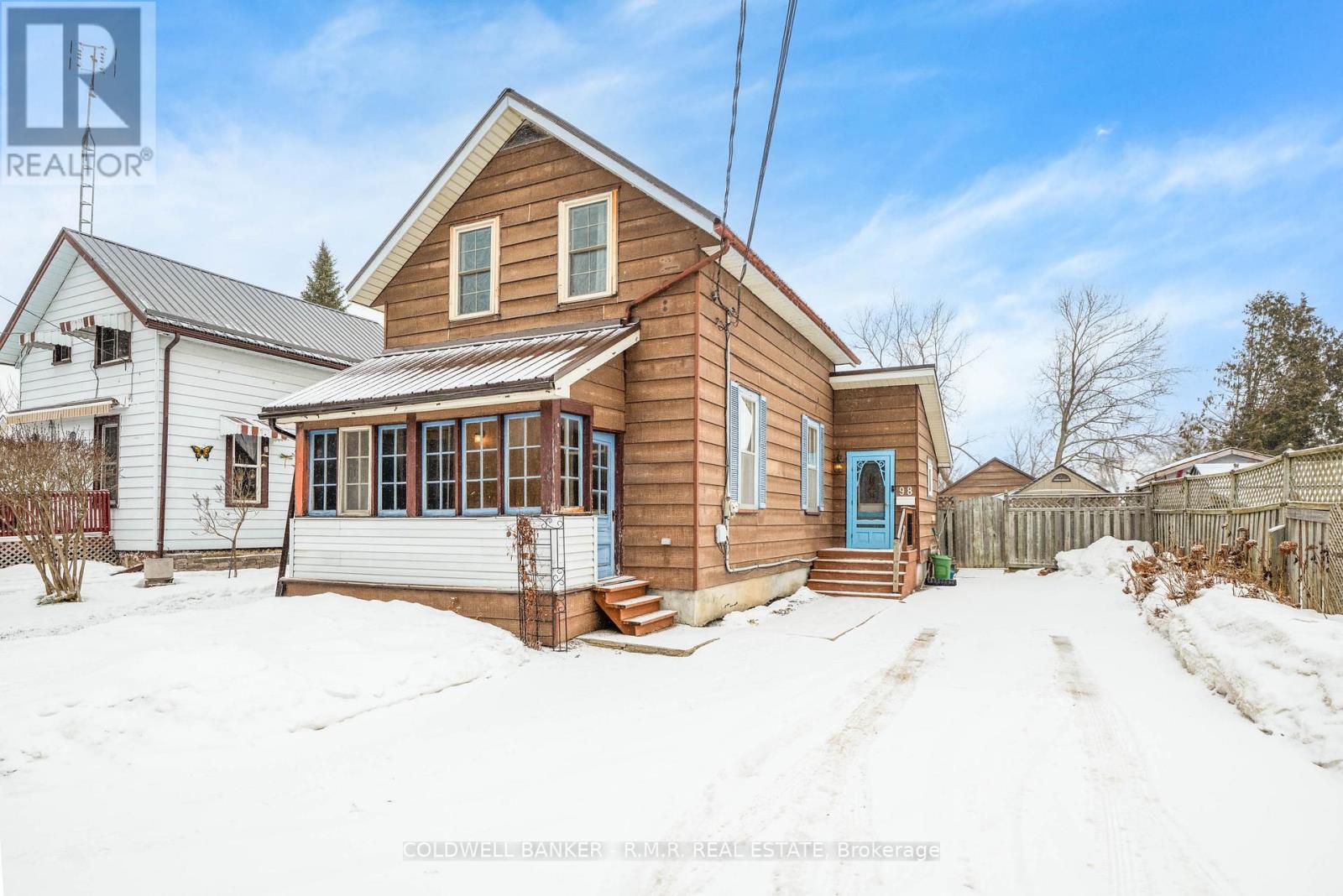 98 St Paul Street, Kawartha Lakes (Lindsay), Ontario  K9V 1S8 - Photo 3 - X12694760