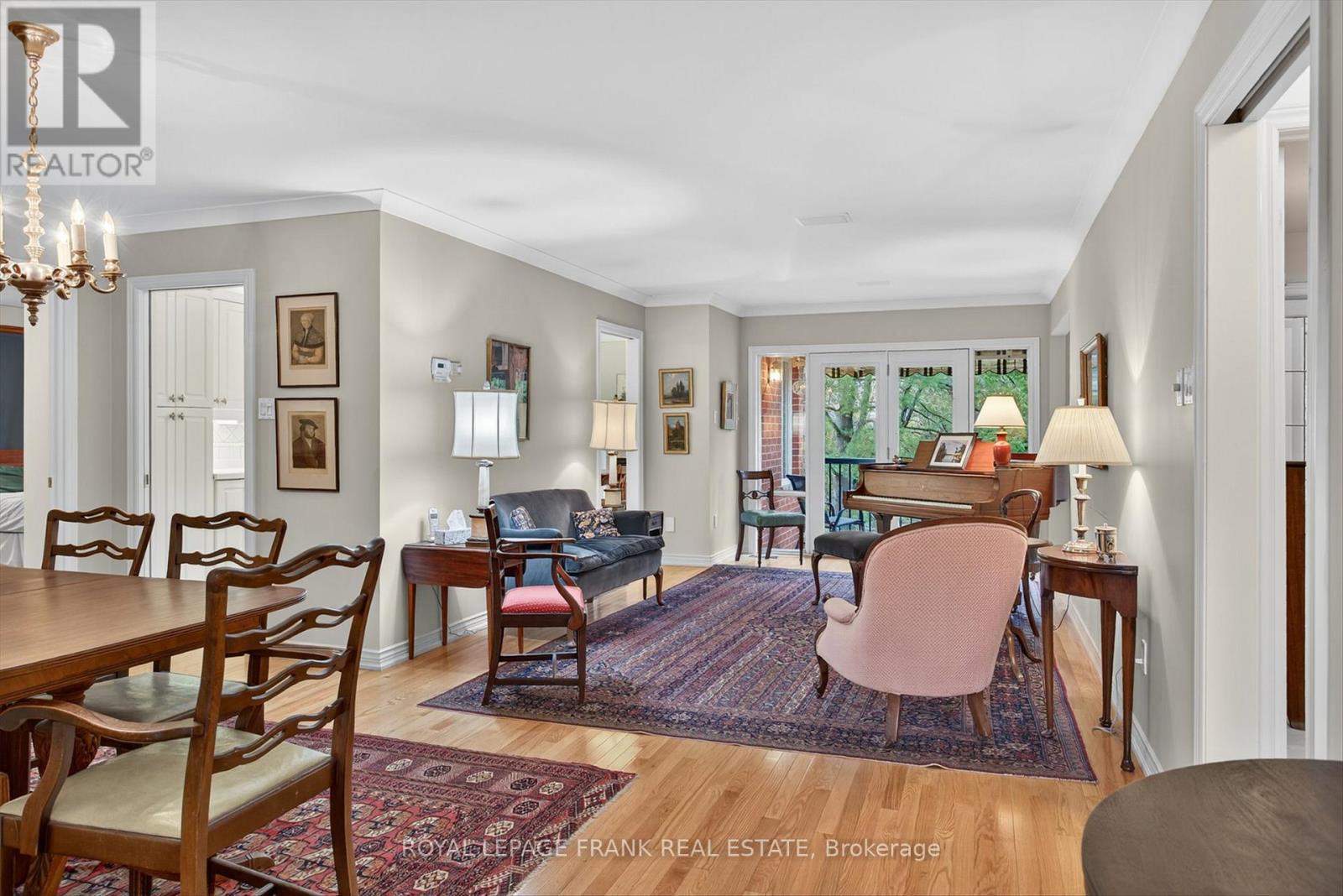 8 - 1121 Armour Road, Peterborough (Ashburnham Ward 4), Ontario  K9H 7N8 - Photo 6 - X12695010