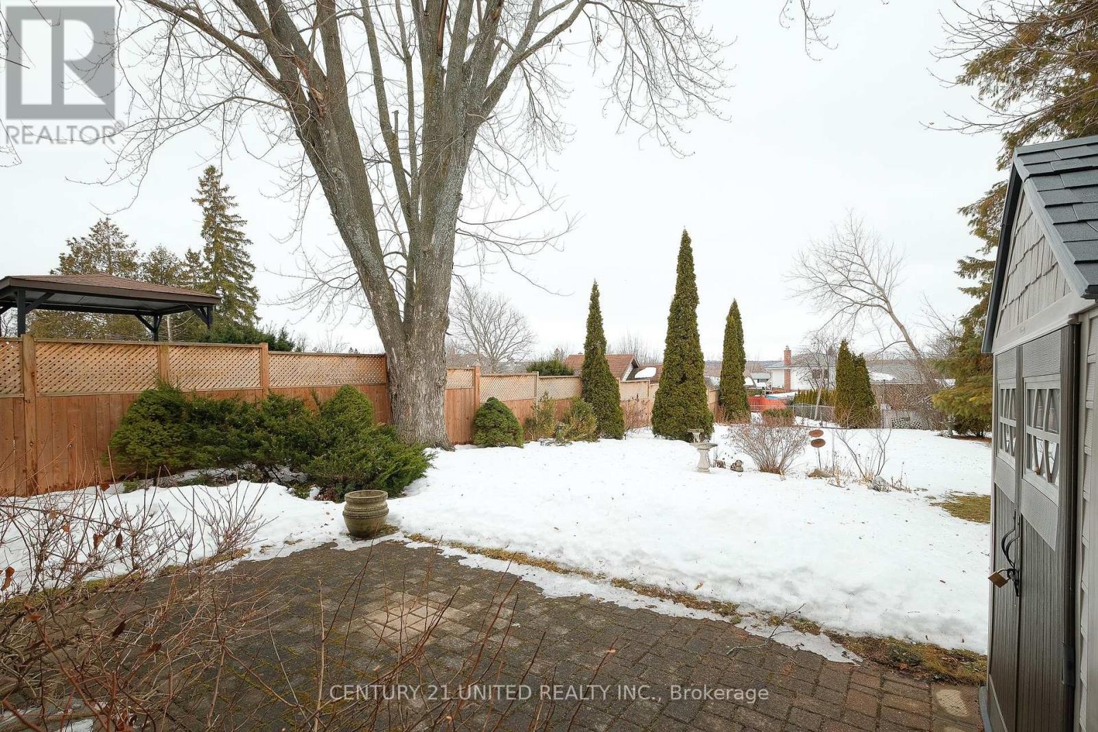 21 Rideau Crescent, Peterborough (Ashburnham Ward 4), Ontario  K9J 1G7 - Photo 25 - X12695070