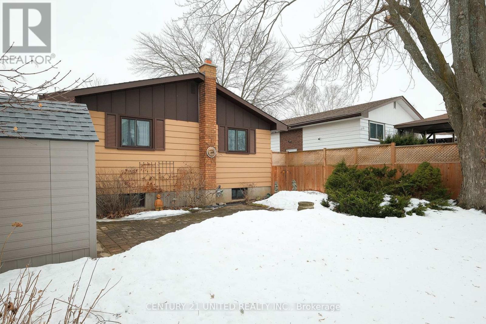 21 Rideau Crescent, Peterborough (Ashburnham Ward 4), Ontario  K9J 1G7 - Photo 27 - X12695070