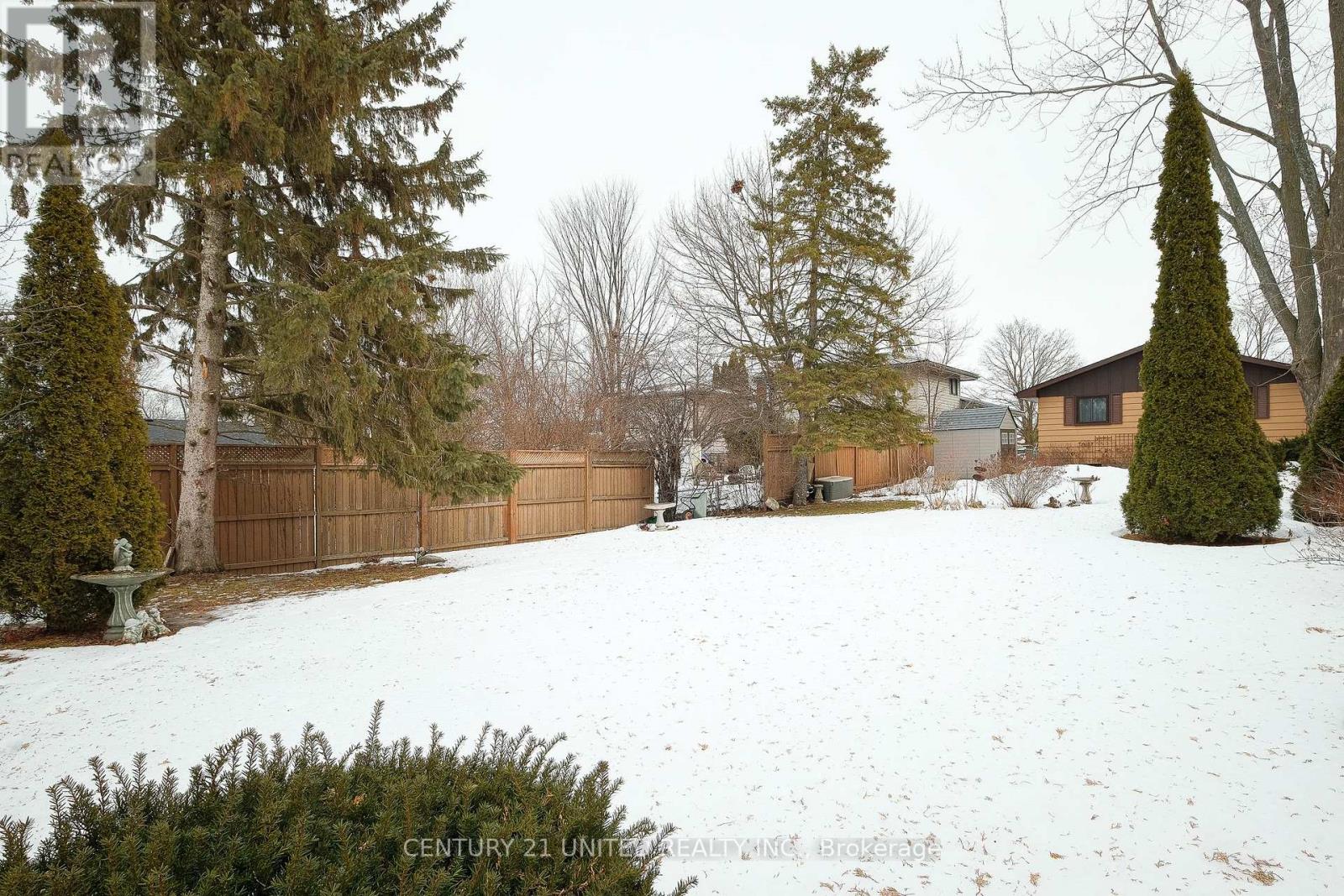 21 Rideau Crescent, Peterborough (Ashburnham Ward 4), Ontario  K9J 1G7 - Photo 30 - X12695070