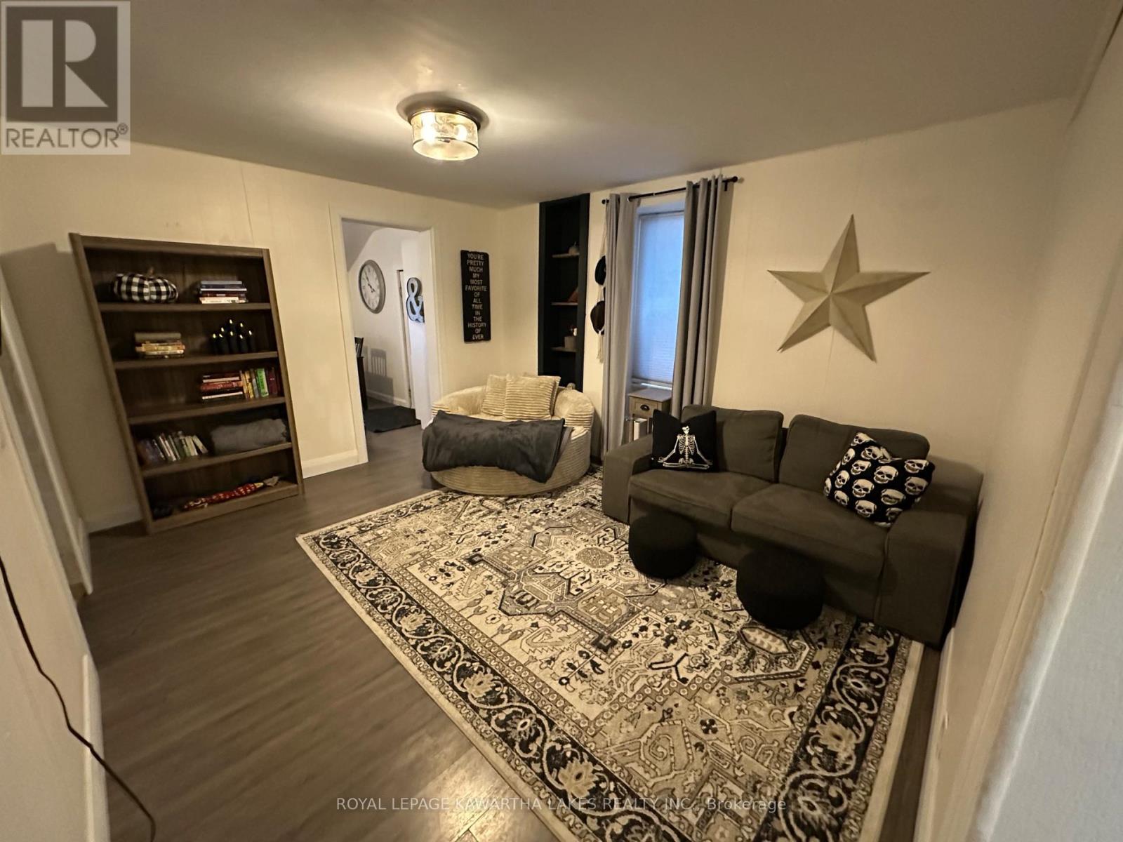 514 Park Street N, Peterborough (Town Ward 3), Ontario  K9H 4R4 - Photo 7 - X12695456