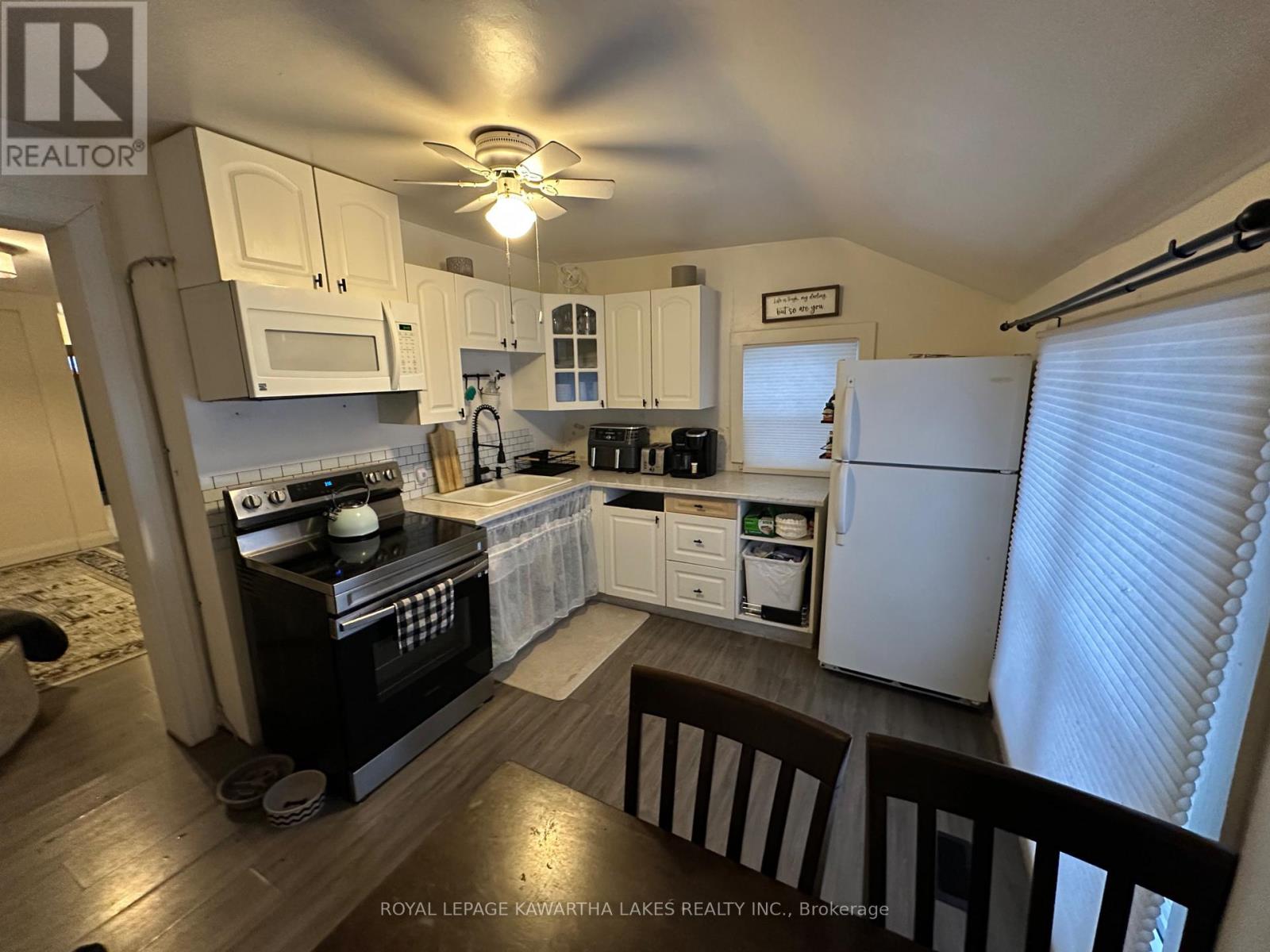 514 Park Street N, Peterborough (Town Ward 3), Ontario  K9H 4R4 - Photo 9 - X12695456