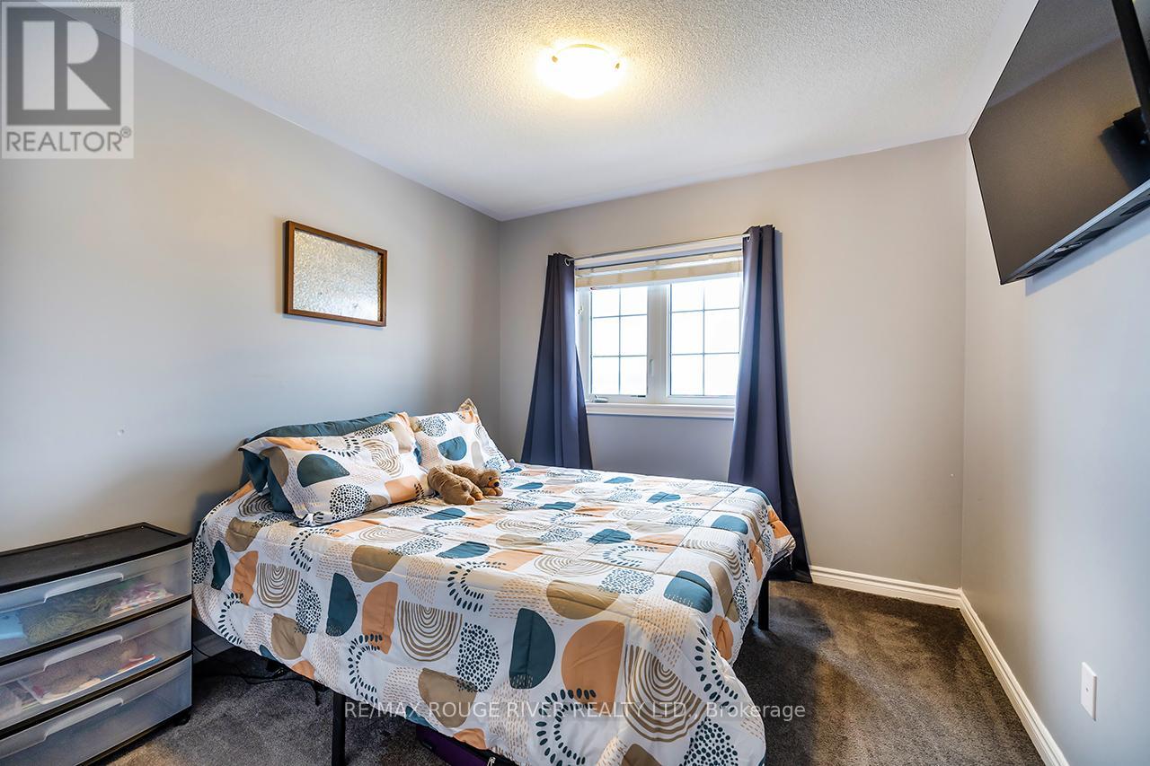 13 Highlands Boulevard, Cavan Monaghan (Cavan Twp), Ontario  L0A 1G0 - Photo 18 - X12696010