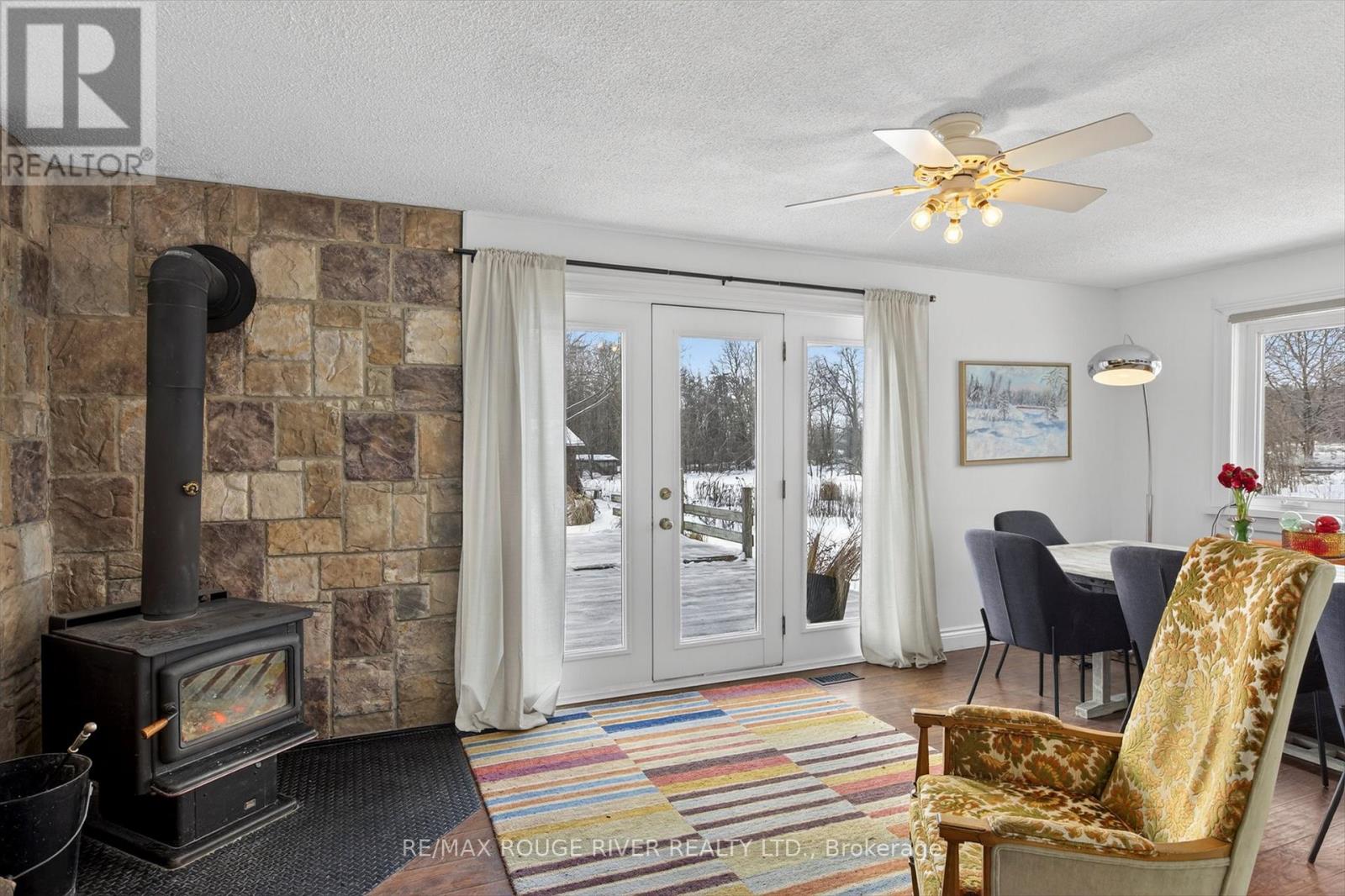 2401 15th Line, Selwyn, Ontario  K0L 2H0 - Photo 15 - X12696162