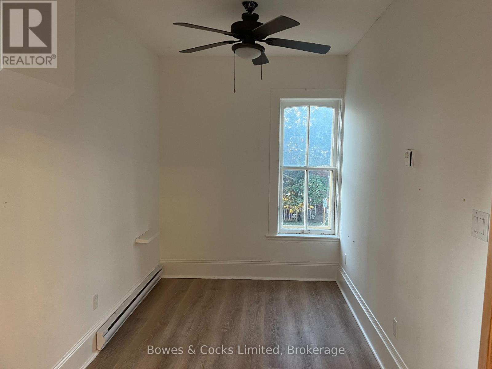 Upper - 275 Rubidge Street, Peterborough (Town Ward 3), Ontario  K9J 3P1 - Photo 10 - X12696850