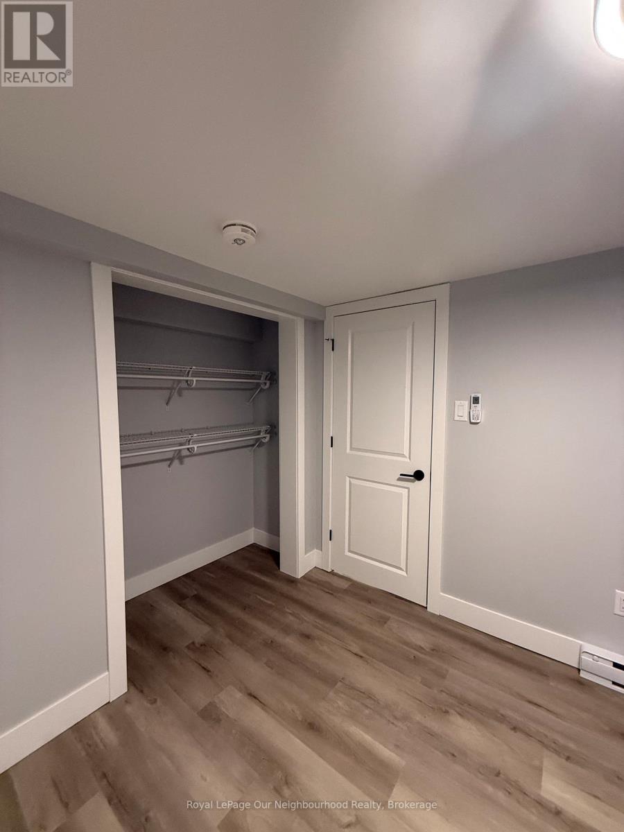 Lower - 997 Armour Road, Peterborough (Ashburnham Ward 4), Ontario  K9H 7H2 - Photo 16 - X12697264