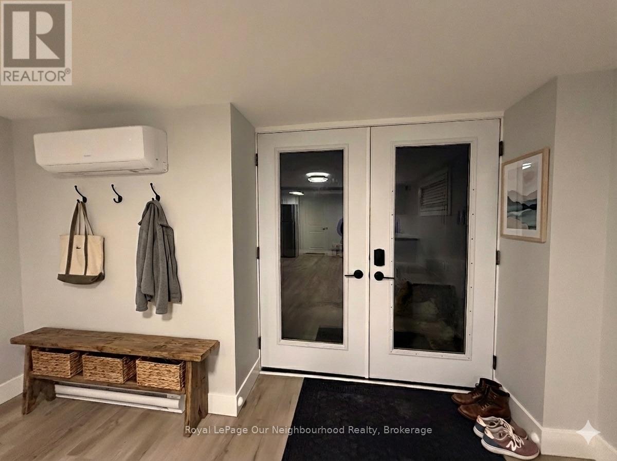 Lower - 997 Armour Road, Peterborough (Ashburnham Ward 4), Ontario  K9H 7H2 - Photo 18 - X12697264