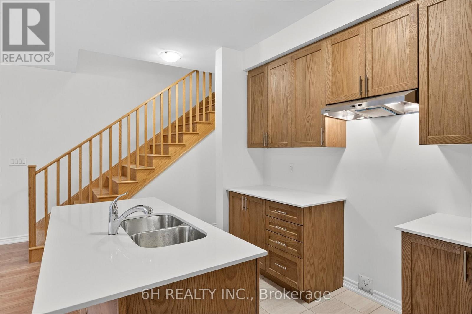 Lot 135-6 - 736 Carpenter Trail, Peterborough (Monaghan Ward 2), Ontario  K9K 0J3 - Photo 9 - X12697218