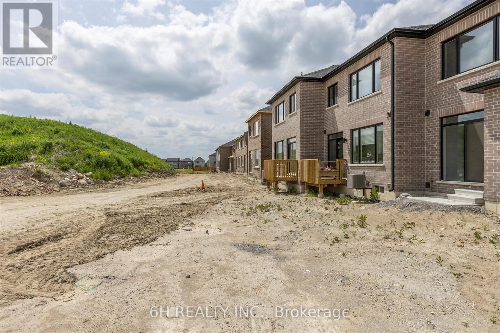 Lot 128-2 - 145 Pike Street, Peterborough (Monaghan Ward 2), Ontario  K9K 0J5 - Photo 44 - X12697230