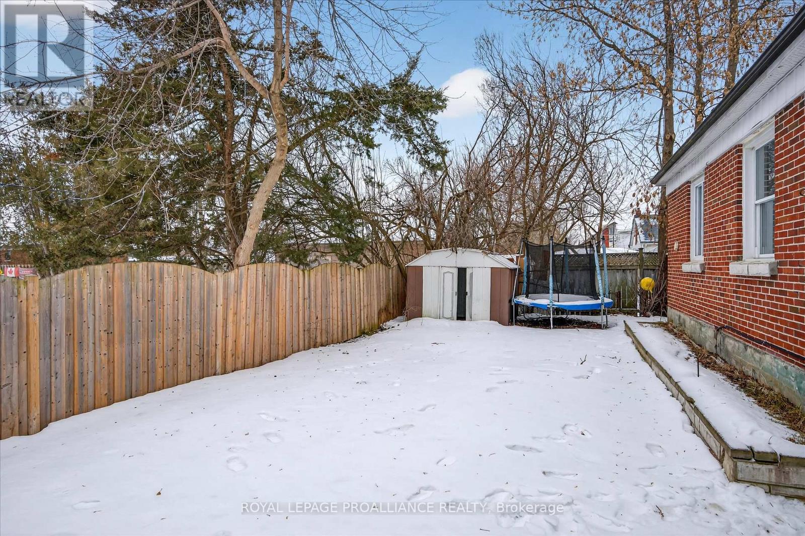 543 Howden Street, Peterborough (Otonabee Ward 1), Ontario  K9J 4B4 - Photo 41 - X12698364