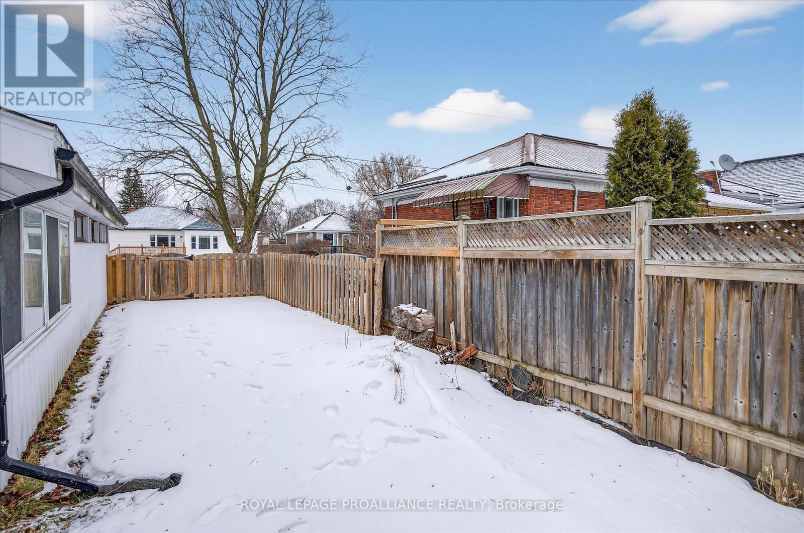 543 Howden Street, Peterborough (Otonabee Ward 1), Ontario  K9J 4B4 - Photo 44 - X12698364