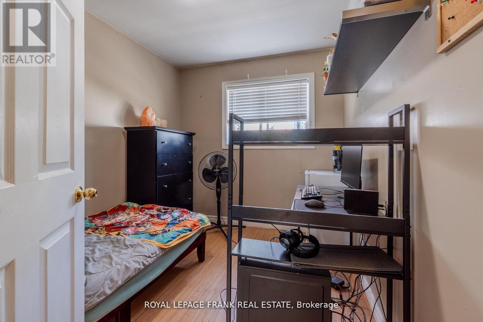 87 Durham Street W, Kawartha Lakes (Lindsay), Ontario  K9V 2P8 - Photo 26 - X12698400