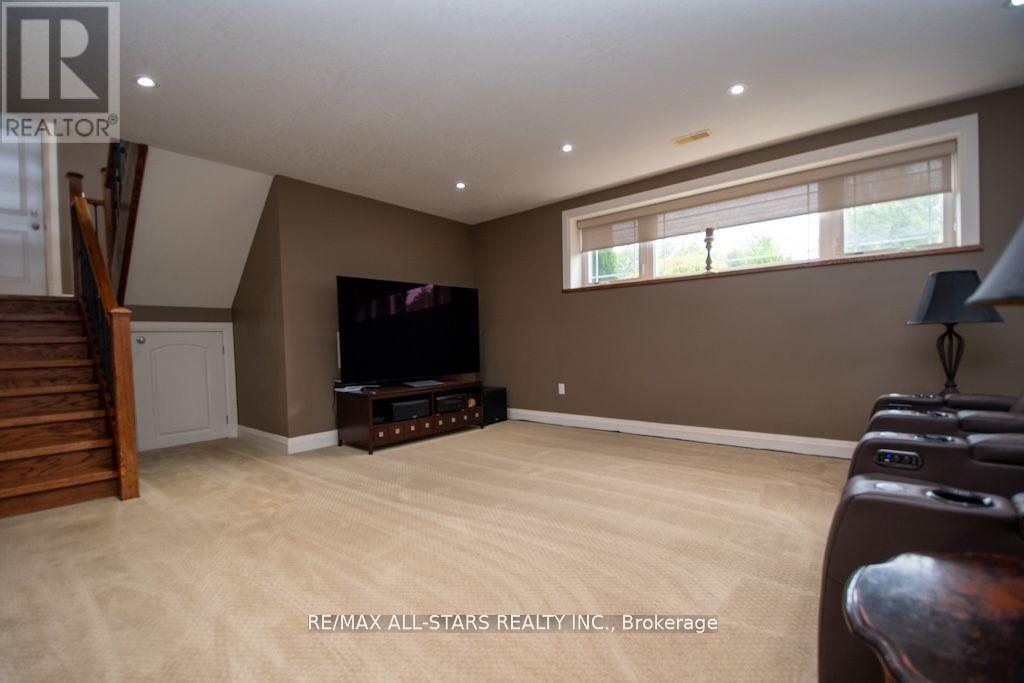 15 Rustlewood Avenue, Kawartha Lakes (Manvers), Ontario  L0A 1A0 - Photo 30 - X12698584