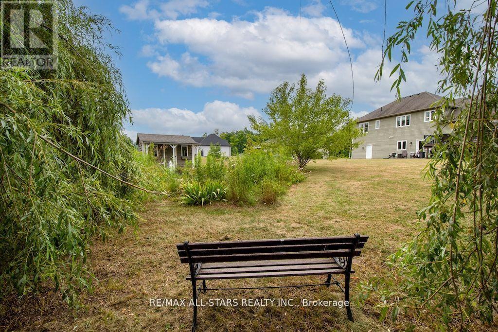 15 Rustlewood Avenue, Kawartha Lakes (Manvers), Ontario  L0A 1A0 - Photo 32 - X12698584