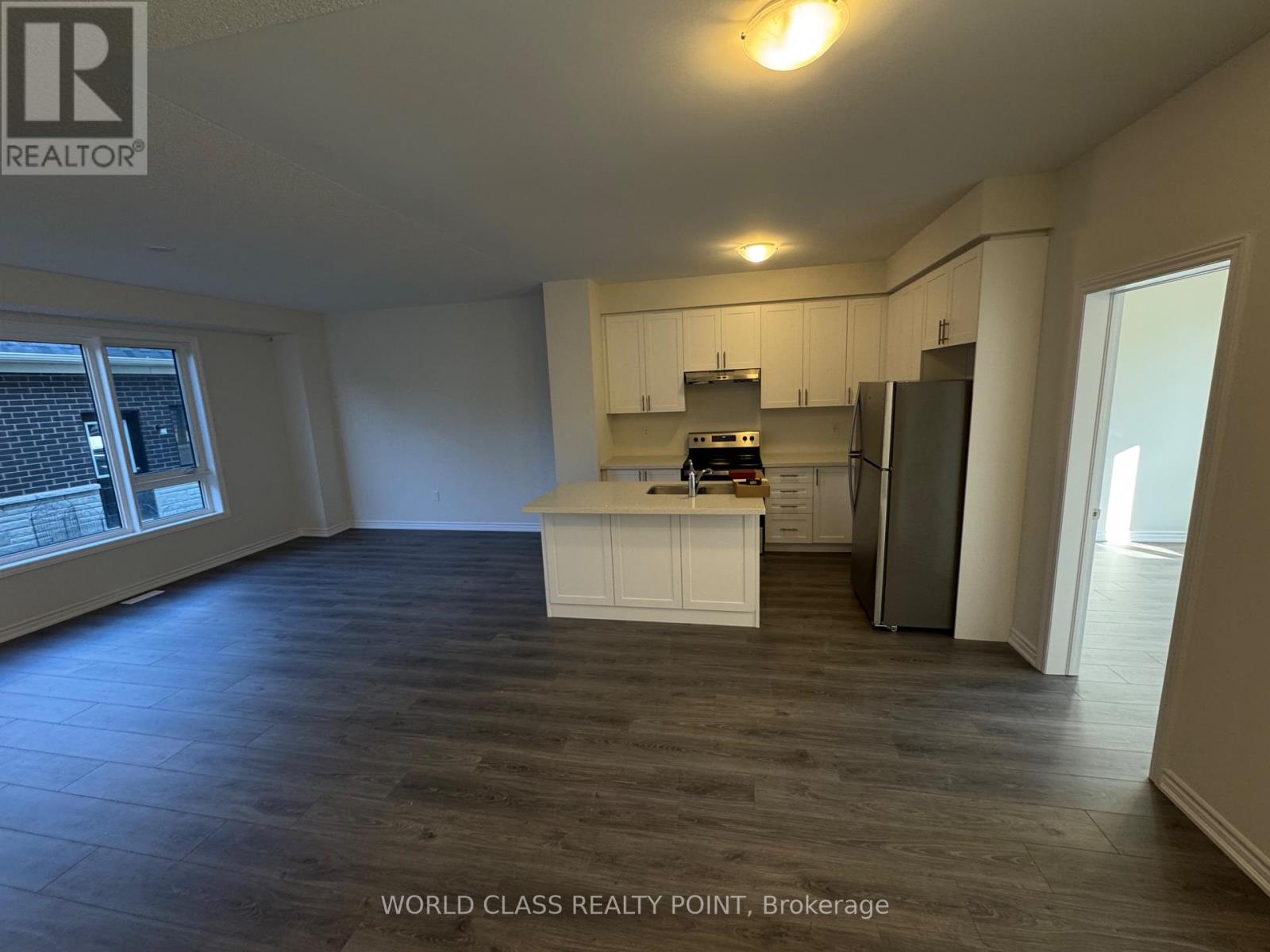 168 Alcorn Drive, Kawartha Lakes (Lindsay), Ontario  K9V 0T2 - Photo 3 - X12698768