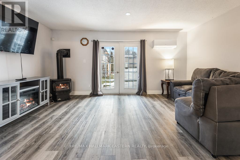 34 - 996 Sydenham Road, Peterborough (Ashburnham Ward 4), Ontario  K9J 7V7 - Photo 10 - X12699382