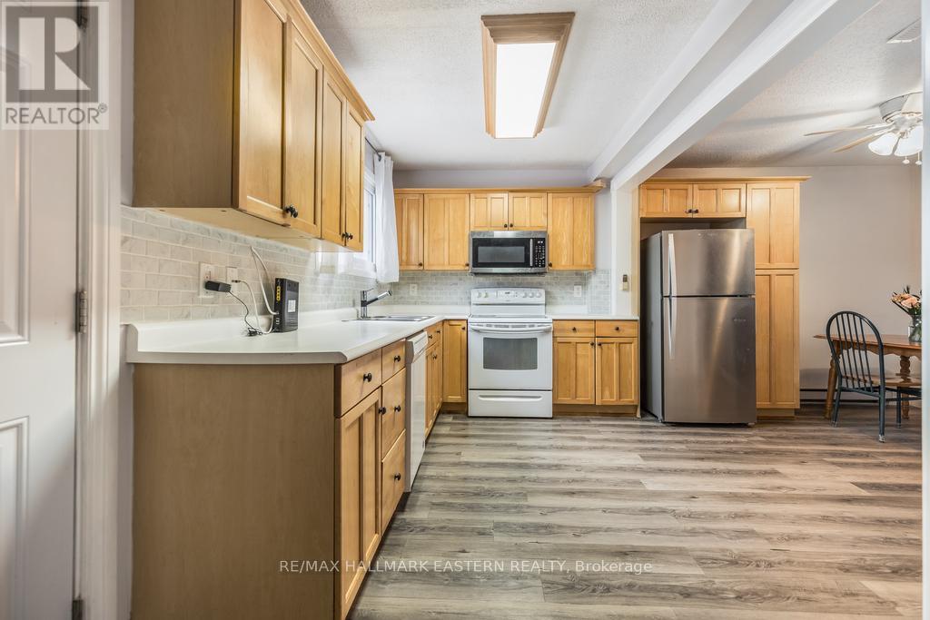 34 - 996 Sydenham Road, Peterborough (Ashburnham Ward 4), Ontario  K9J 7V7 - Photo 3 - X12699382