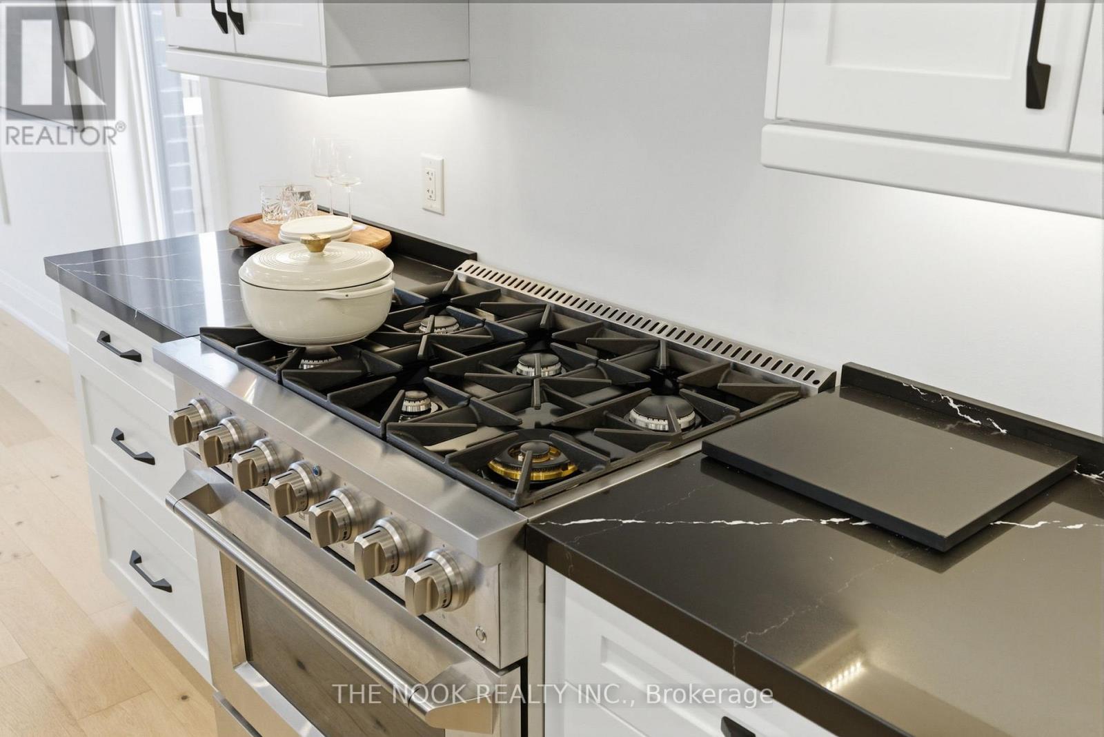 678 Otonabee Drive, Peterborough (Ashburnham Ward 4), Ontario  K9J 7P9 - Photo 14 - X12700068