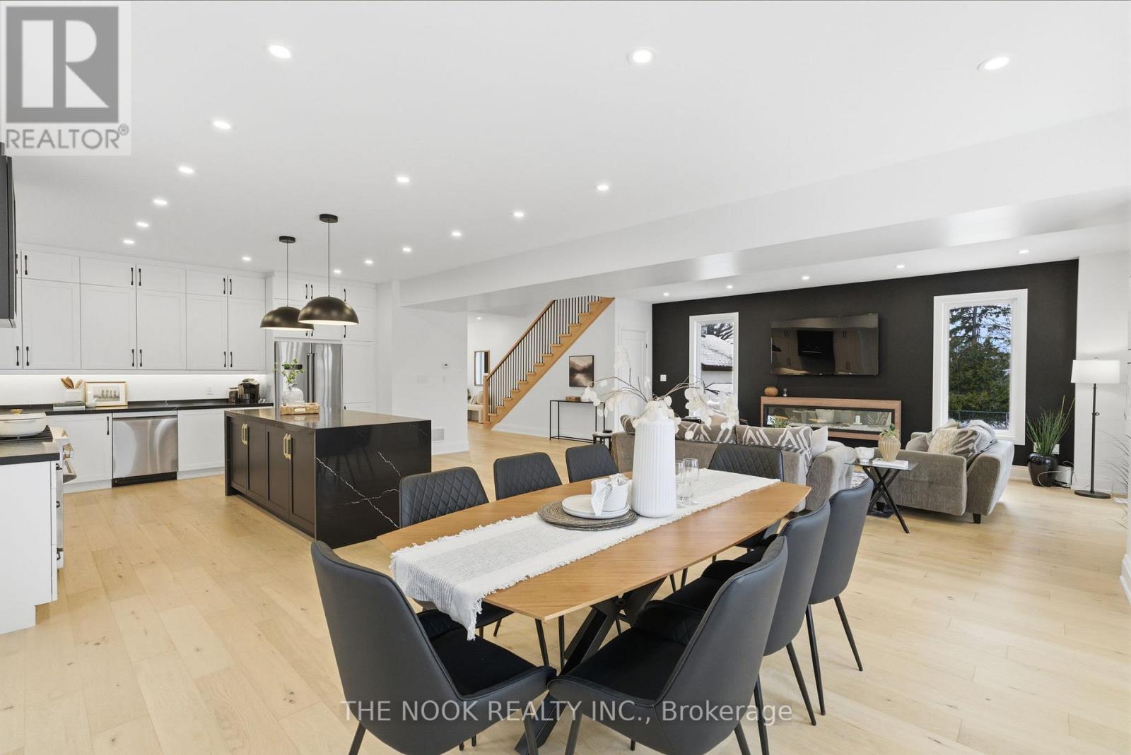 678 Otonabee Drive, Peterborough (Ashburnham Ward 4), Ontario  K9J 7P9 - Photo 18 - X12700068