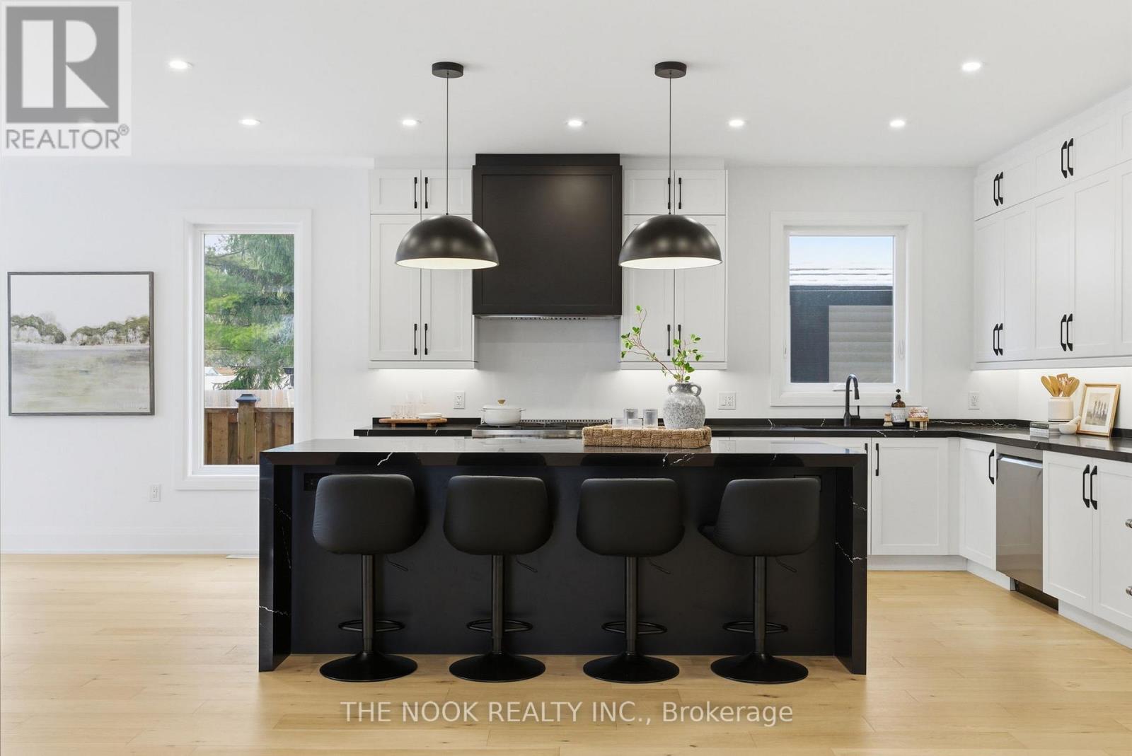 678 Otonabee Drive, Peterborough (Ashburnham Ward 4), Ontario  K9J 7P9 - Photo 9 - X12700068