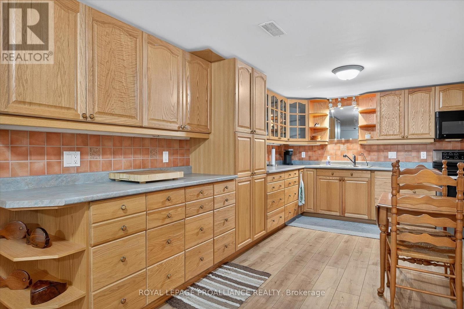 9 Leanne Avenue, Otonabee-South Monaghan, Ontario  K9J 6X8 - Photo 38 - X12700096