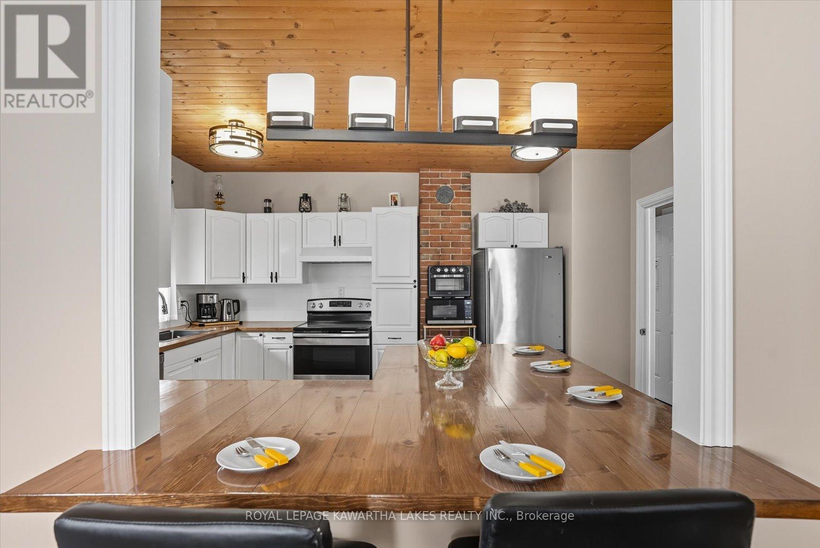 18 Mary Street W, Kawartha Lakes (Lindsay), Ontario  K9V 2N4 - Photo 10 - X12700570